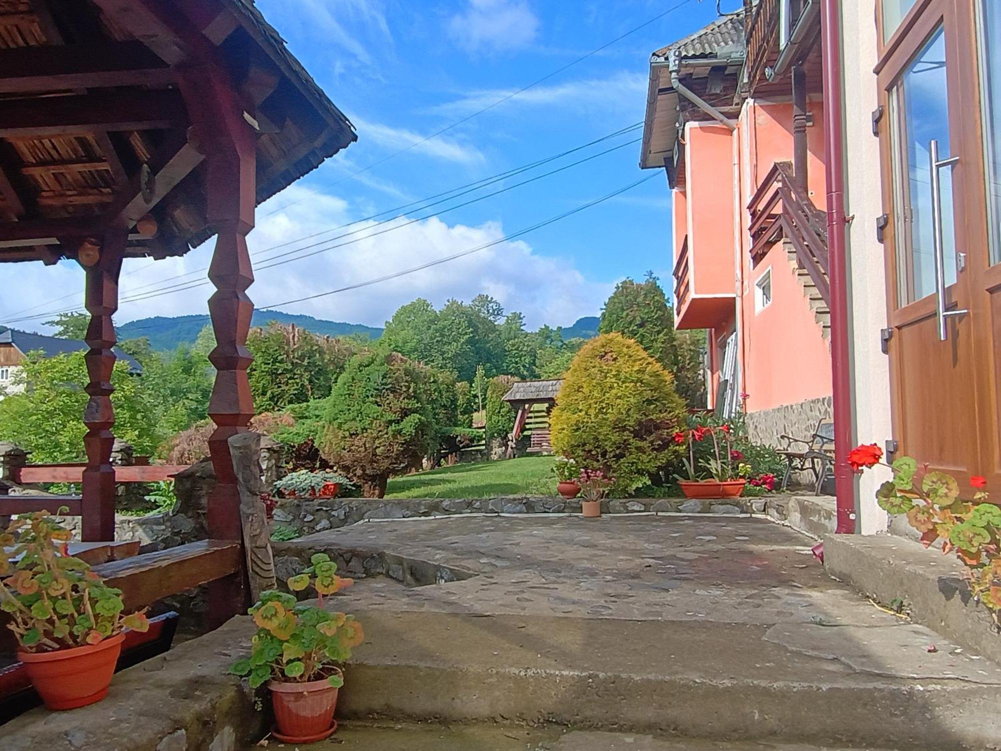Pensiunea In Poiana Glod (Maramures) Exterior foto