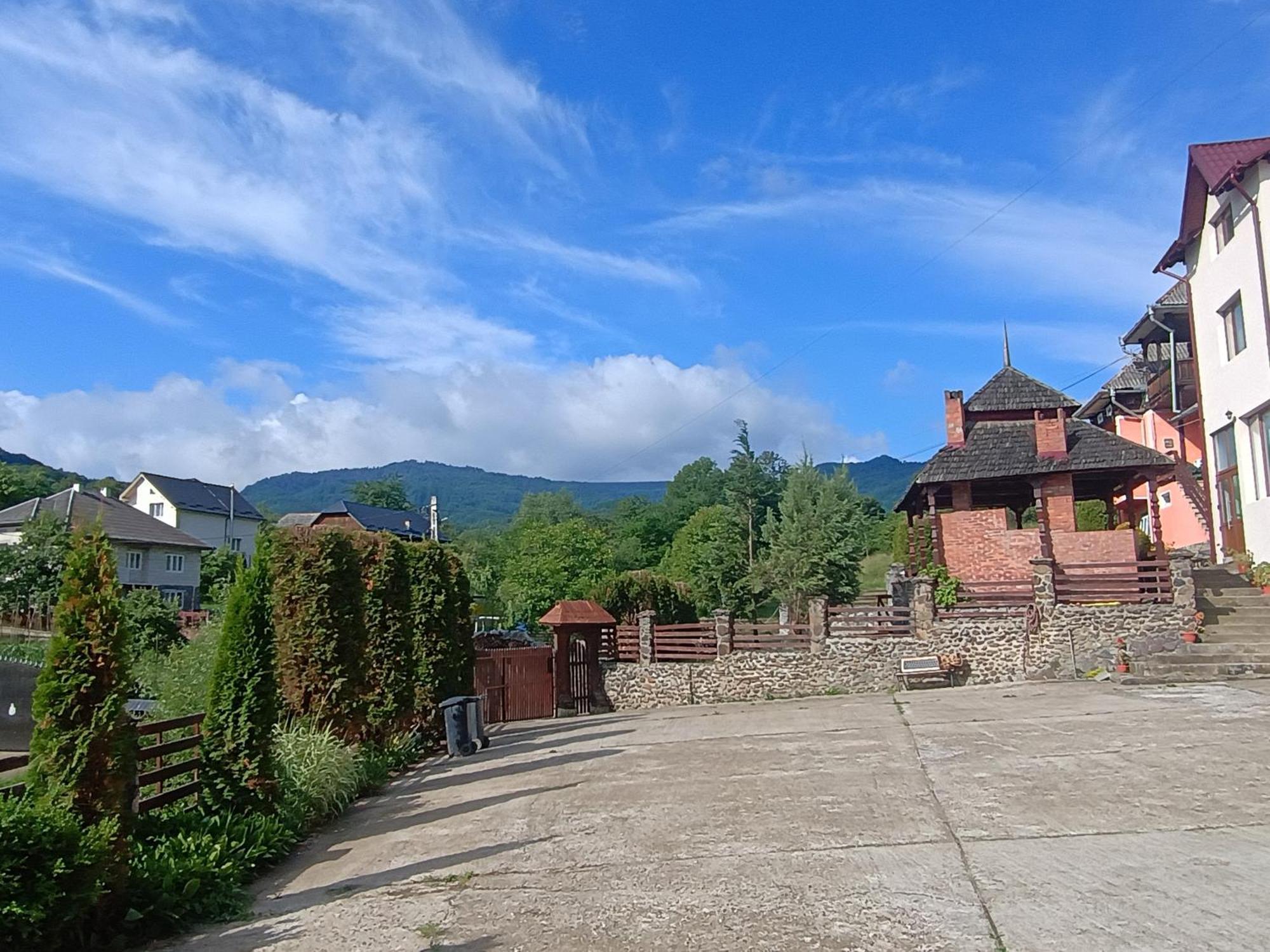 Pensiunea In Poiana Glod (Maramures) Exterior foto
