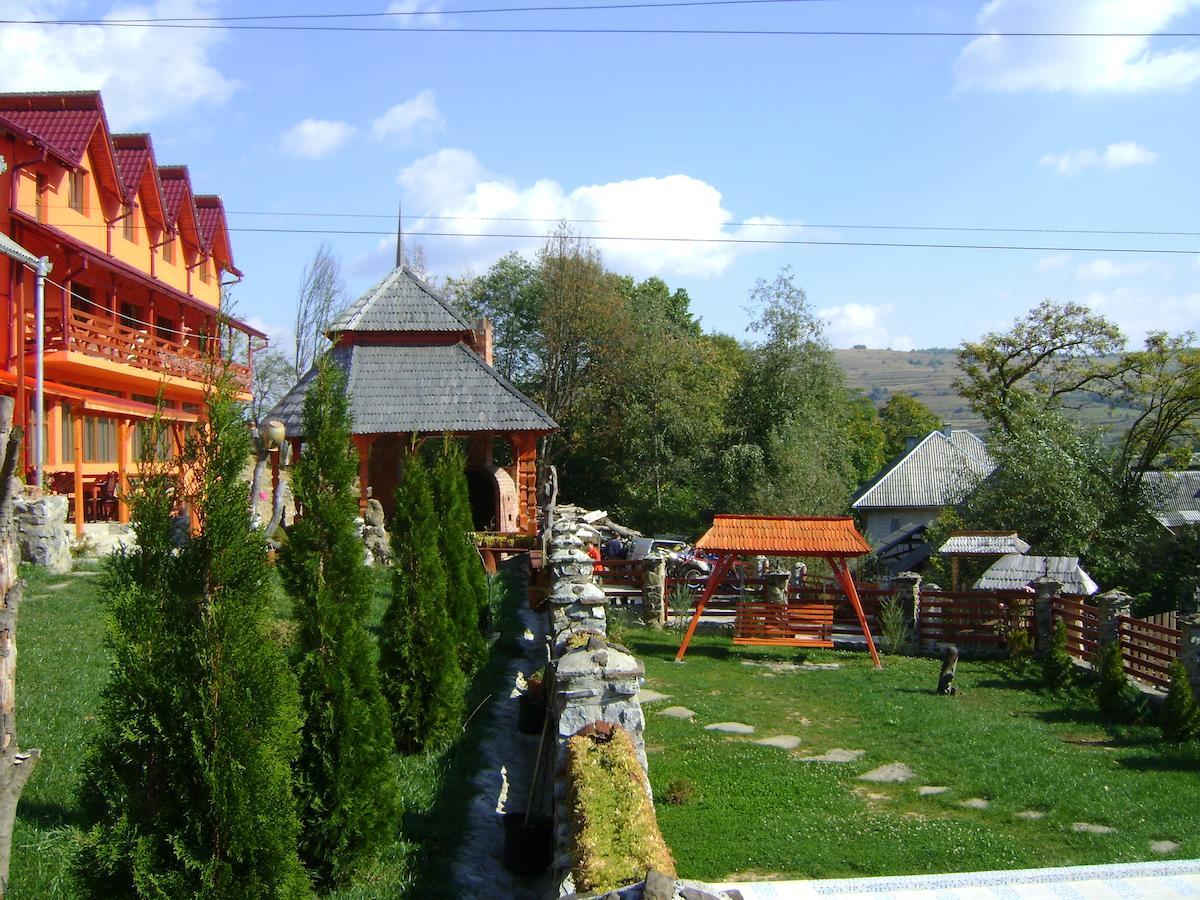 Pensiunea In Poiana Glod (Maramures) Exterior foto